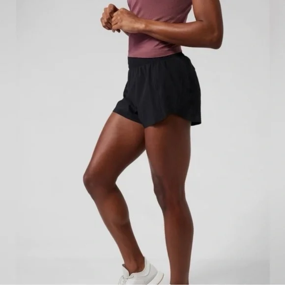 Athleta Women's Hustle 3” Short - Picture 5 of 6